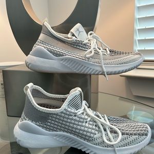 Danskin Gray vegan tennis shoes